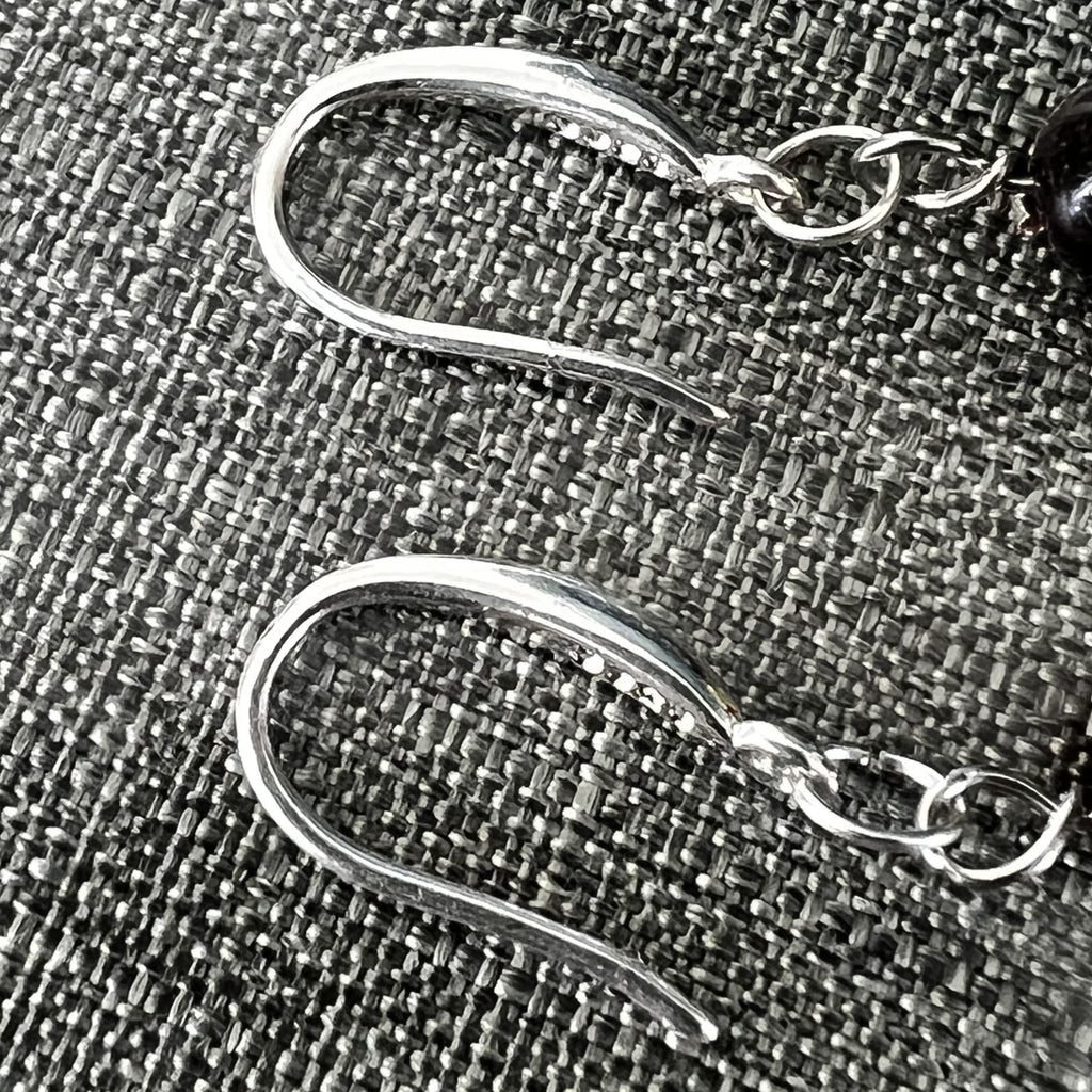 Détail monture argent 925 boucles Trio ambre baltique - Madame de Marsac